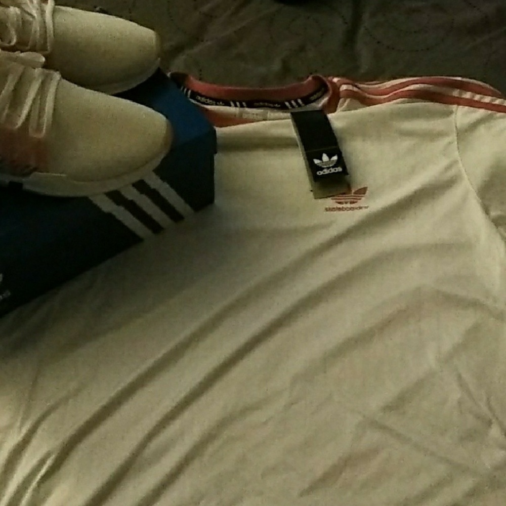 Adidas top
